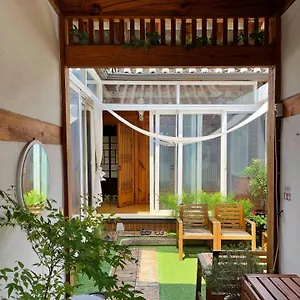 *** Гостевой дом Seoulstory Hanok Южная Корея